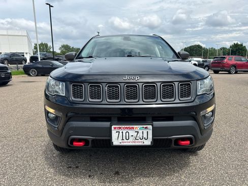 Used 2018 Jeep Compass Trailhawk w/ Leather Interior Group AWD/4WD image 2