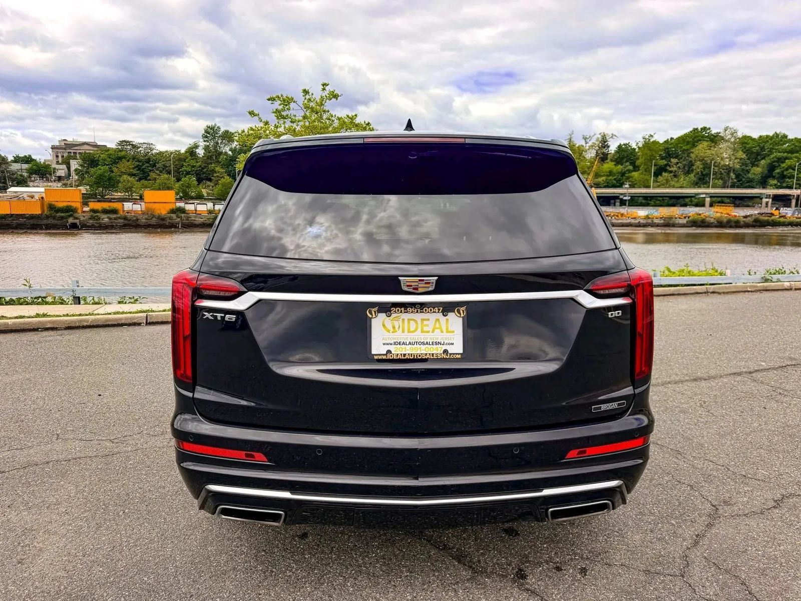Used 2023 Cadillac XT6 Premium Luxury FWD image 7