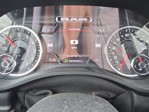 Used 2020 RAM 1500 Laramie image 9