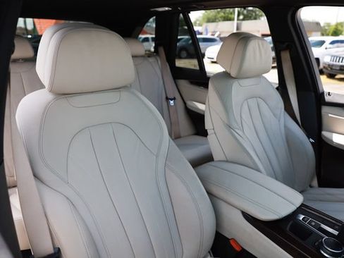 Used 2018 BMW X5 sDrive35i RWD image 19