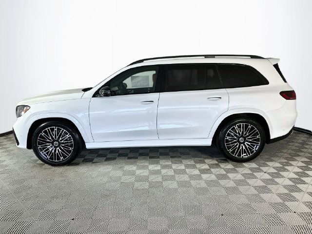 New 2027 Mercedes-Benz GLS 450 4MATIC image 4