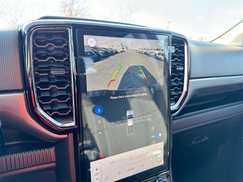 New 2025 Ford Ranger XLT w/ Equipment Group 301A High image 15