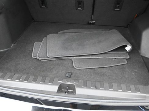 Used 2023 Chevrolet Equinox LS FWD image 12