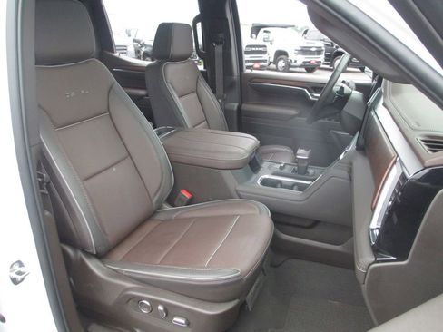 Used 2024 GMC Sierra 1500 Denali w/ Denali Reserve Package AWD/4WD image 26