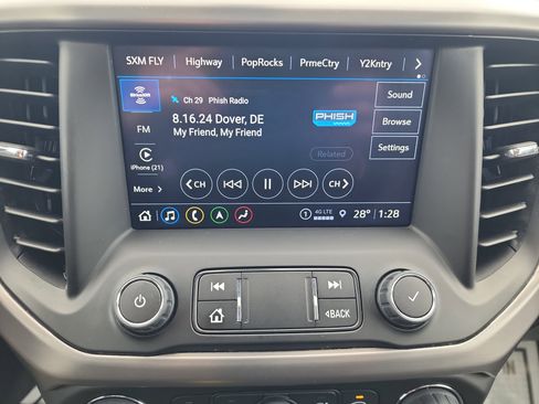 Certified 2023 GMC Acadia AT4 w/ Technology Package image 18