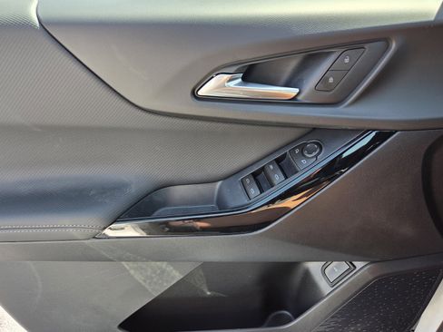 New 2026 Chevrolet Equinox LT image 11