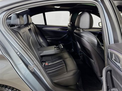 Used 2018 BMW 530i image 27