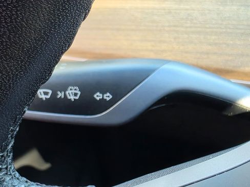 Used 2022 Tesla Model 3 image 40