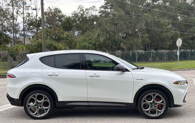 Used 2024 Alfa Romeo Tonale Veloce AWD/4WD image 4