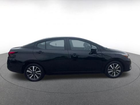 Used 2025 Nissan Versa SV FWD image 16