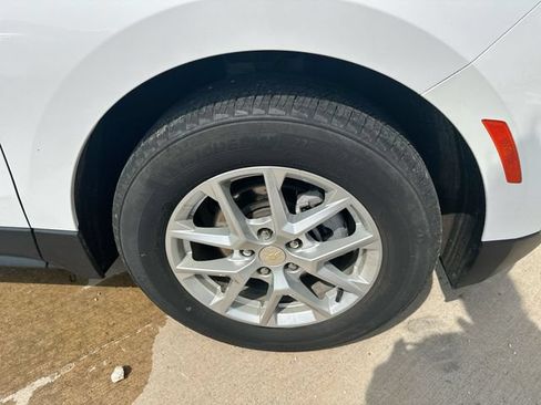 Used 2023 Chevrolet Equinox LT FWD image 50