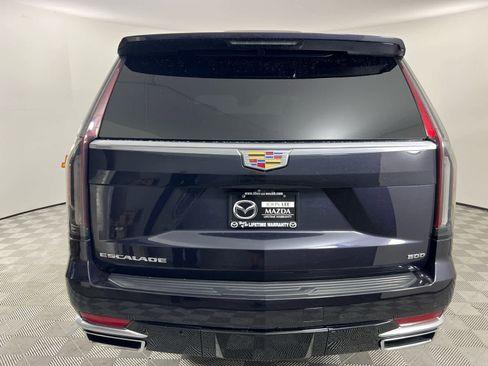 Used 2022 Cadillac Escalade Premium Luxury w/ Performance Package AWD/4WD image 3