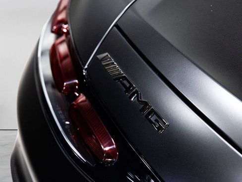 Used 2025 Mercedes-Benz AMG GT 63 image 18