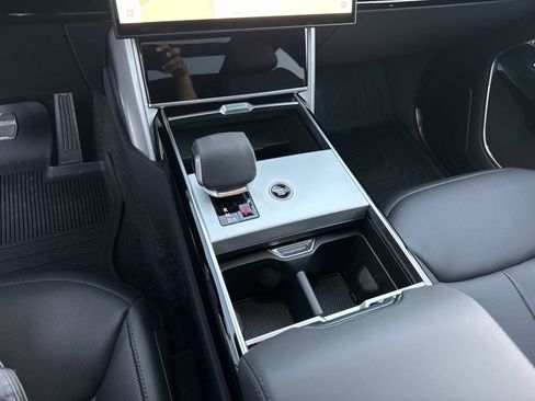 New 2026 Land Rover Range Rover SE AWD/4WD image 27