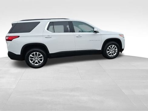 Used 2021 Chevrolet Traverse LT image 27