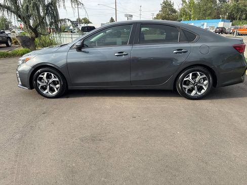 Used 2019 Kia Forte LXS image 4