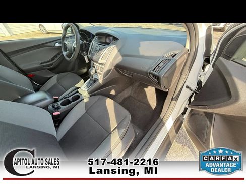 Used 2013 Ford Focus SE FWD image 17