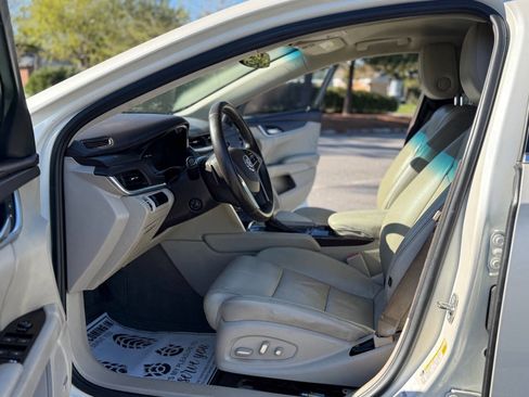 Used 2014 Cadillac XTS image 19