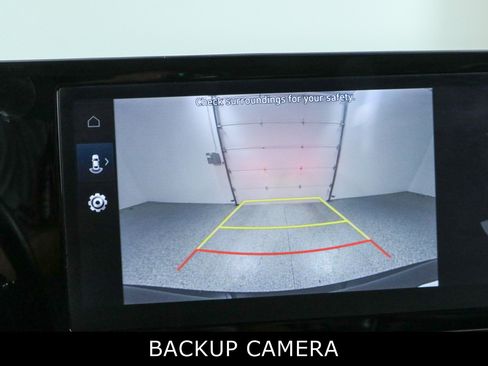 Used 2025 Hyundai Palisade SEL FWD image 19