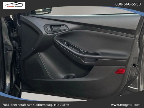 Used 2018 Ford Focus S FWD image 19