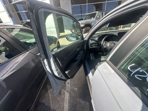 Used 2024 Honda Accord Sport image 6