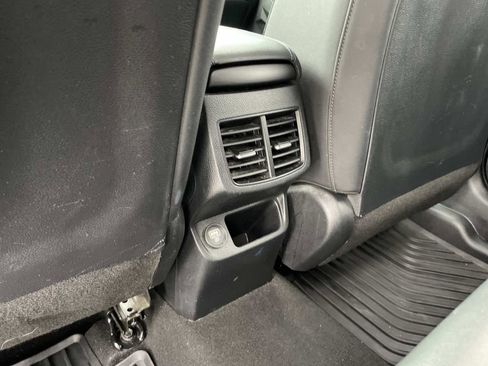 Used 2022 Kia Seltos S image 12