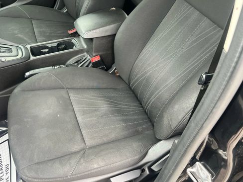 Used 2016 Ford Focus SE image 19