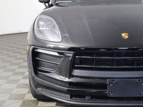 Used 2022 Porsche Macan image 14