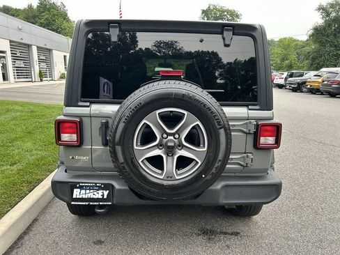 Used 2022 Jeep Wrangler Unlimited Sport AWD/4WD image 7
