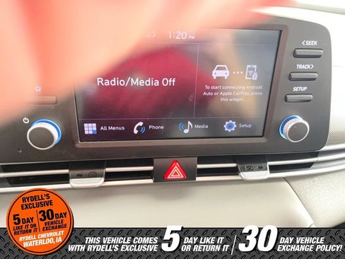 Used 2024 Hyundai Elantra SE FWD image 28