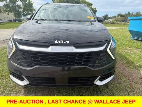 Used 2023 Kia Sportage SX FWD image 2