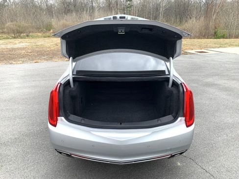 Used 2017 Cadillac XTS Luxury image 10