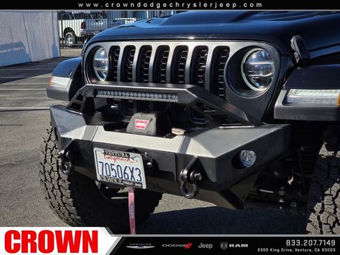 Used 2022 Jeep Gladiator Sport image 3