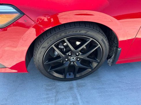 Used 2024 Honda Civic Sport image 3