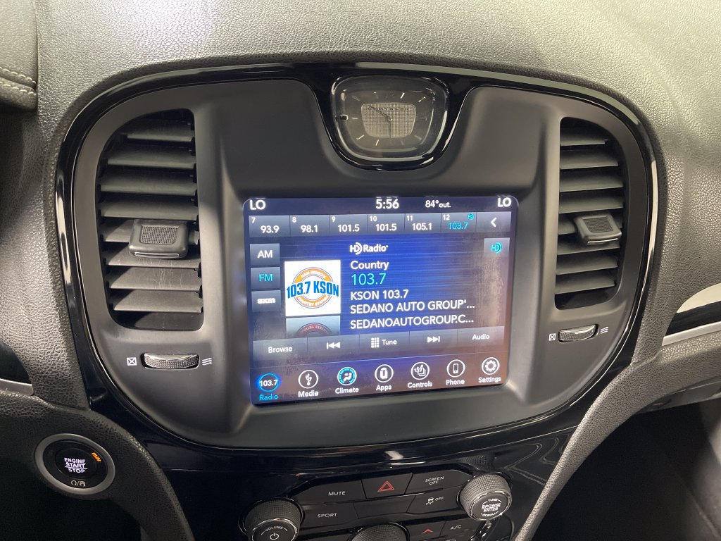 Used 2019 Chrysler 300 S RWD image 22