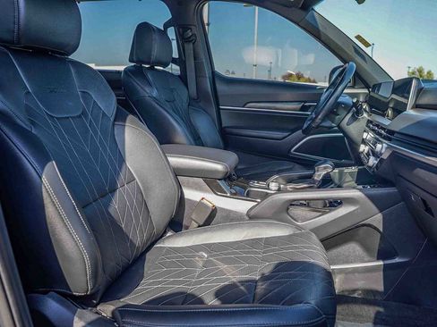 Used 2023 Kia Telluride EX X-Line image 14