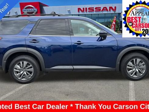 Certified 2024 Nissan Pathfinder SV AWD/4WD image 2