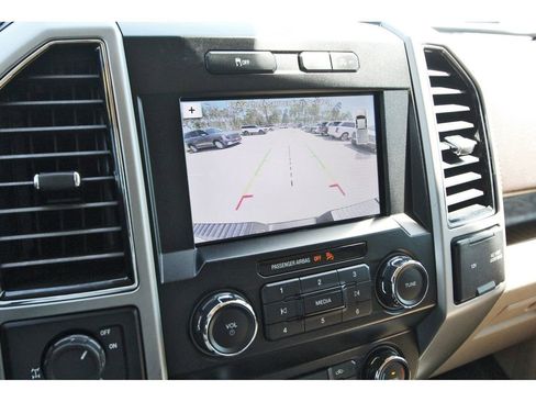 Certified 2019 Ford F150 Lariat image 22