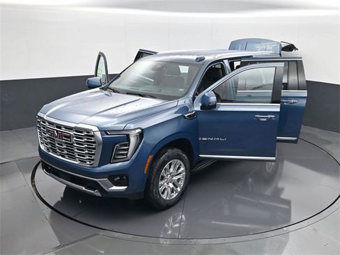 New 2026 GMC Yukon XL Denali image 31