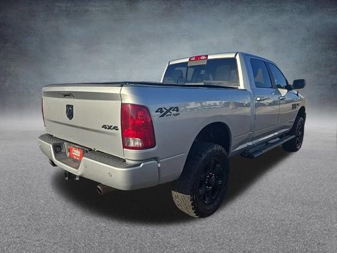 Used 2017 RAM 2500 Big Horn w/ Sport Appearance Group AWD/4WD image 3
