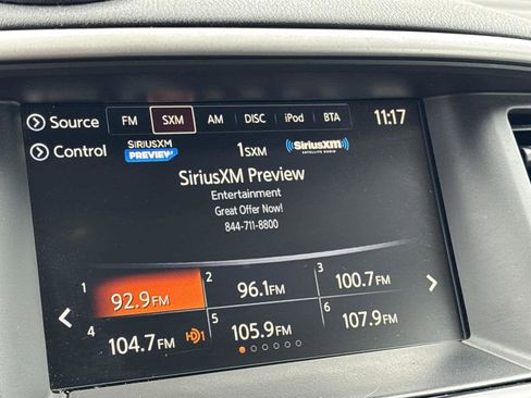 Used 2017 Nissan Pathfinder SV image 26