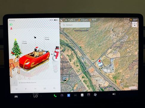 Used 2025 Tesla Model Y Long Range image 24