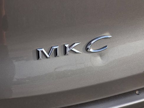 Used 2019 Lincoln MKC Premiere FWD image 5