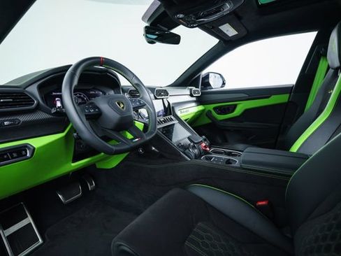 Used 2024 Lamborghini Urus S AWD/4WD image 4