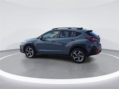 Used 2024 Subaru Crosstrek 2.0i Premium image 6