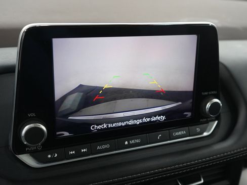 Used 2023 Nissan Rogue SV w/ SV Premium B Package image 22