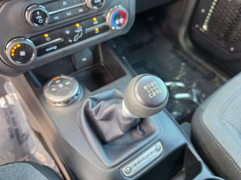 Used 2023 Ford Bronco 2-Door AWD/4WD image 22