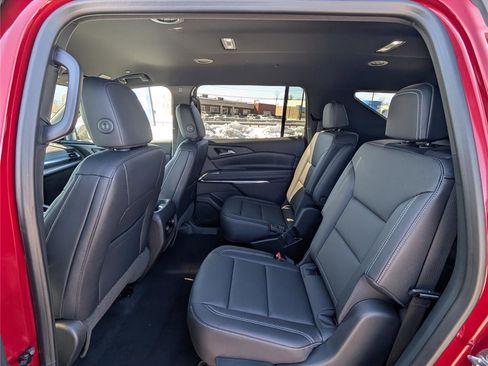 New 2026 Chevrolet Traverse LT w/ Driver Confidence Package image 11