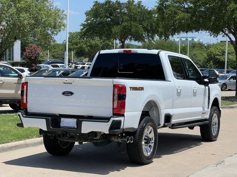 Used 2023 Ford F250 Lariat w/ Lariat Ultimate Package AWD/4WD image 4