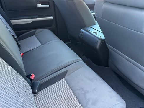 Used 2015 Toyota Tundra SR5 w/ SR5 Upgrade Package RWD image 17